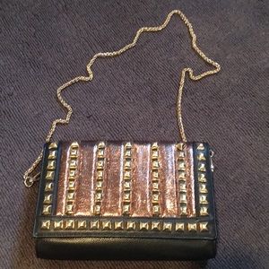 MMS Crossbody